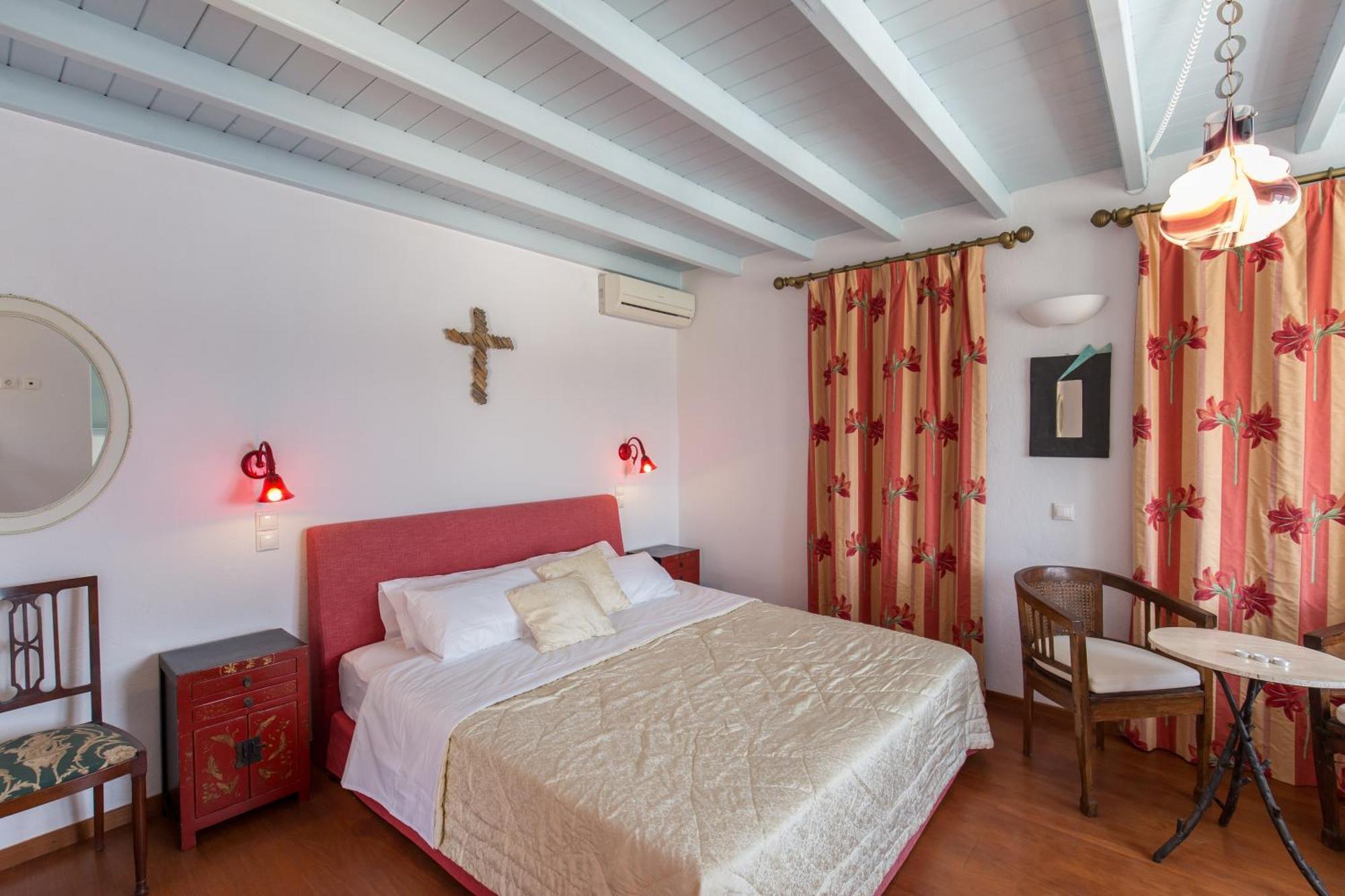 Cosy Three Bedroom In Agios Sostis Mykonos Town